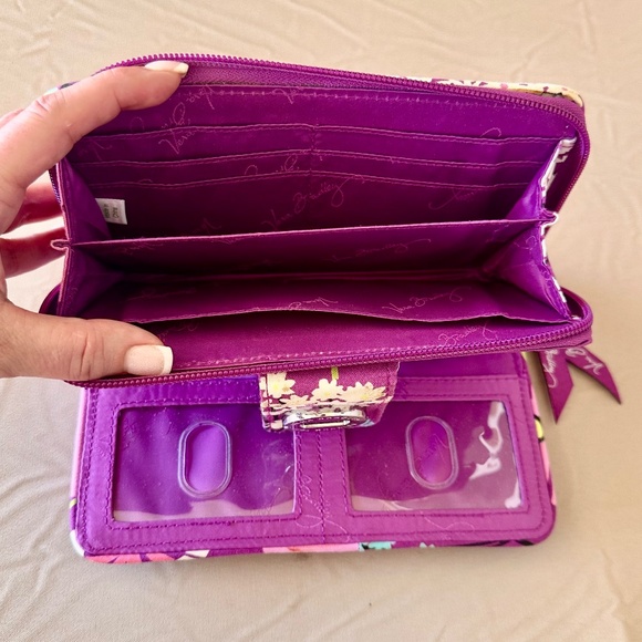 Vera Bradley, "Flutterby" Twist Lock Wallet - Picture 6 of 9